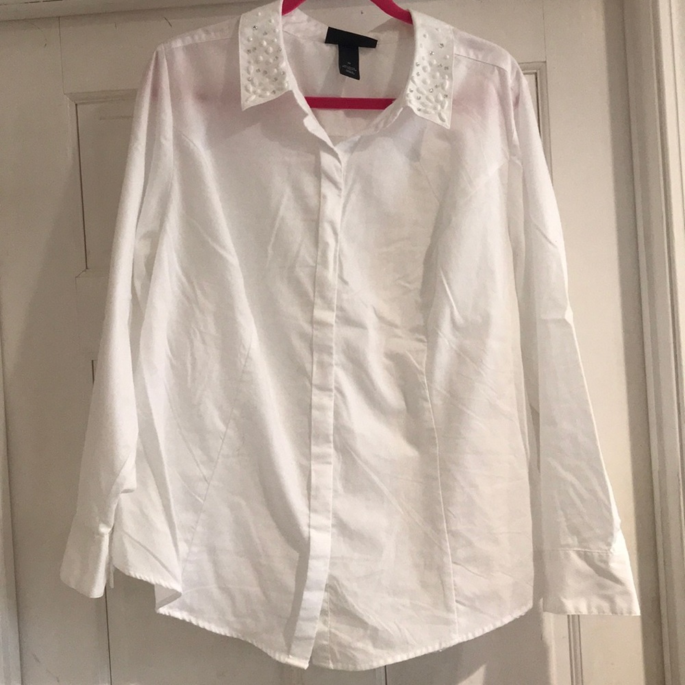 White blouse with beaded collar